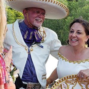 Meet your Posher, Becky